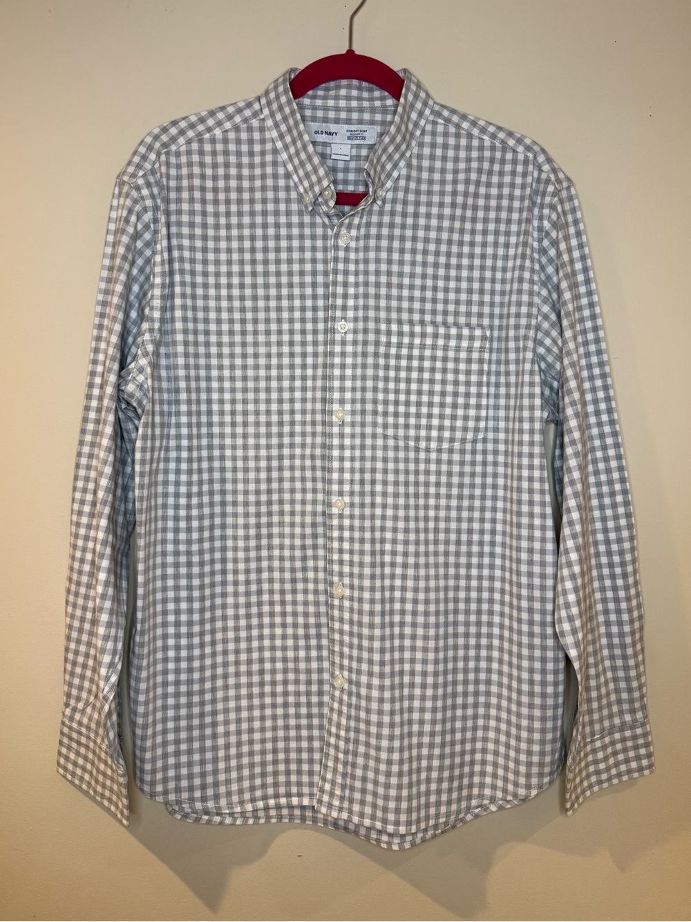 Old Navy Men's Light Gray and White Gingham Button-Down Shirt